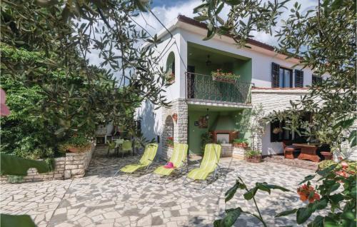 Holiday Home Manjadvorci Ii
