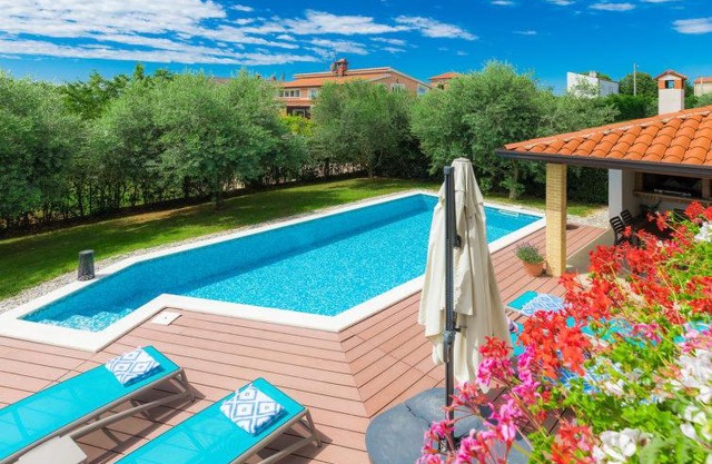 Holiday Home Marina