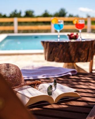 Holiday Home "Maslinada"