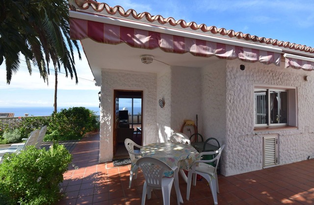 Casa en Mesa del Mar cerca de playa negra