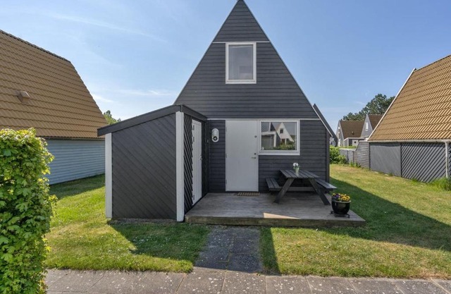 Holiday Home Mijat - 100m from the sea by Interhome