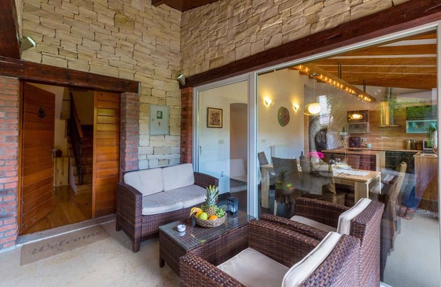 Casa vacacional con piscina y aire acondicionado