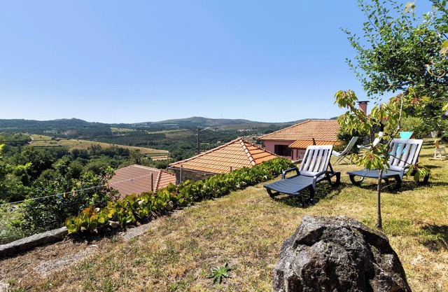 Casa de Vacaciones 'Natureza De Coura' con Vista a la Montaña