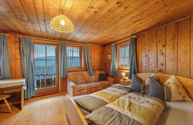 Casa de vacaciones "Oberhof Bauernhaus" con vistas a la montaña, jardín y Wi-Fi