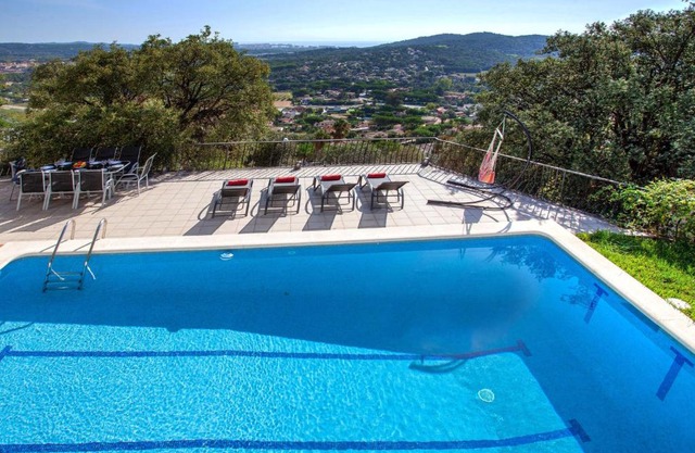 Holiday Home Paris by Interhome