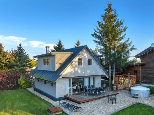 Holiday Home Pod Liščím Kopcem 6-4 by Interhome