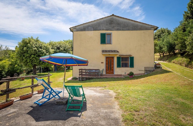 Casa de vacaciones 'Poggio2' con piscina compartida, jardín privado y Wi-Fi