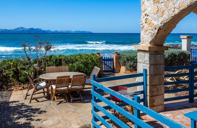 Holiday Home 'Punta Llarga Mhm' with Sea View, Wi-Fi and Air Conditioning