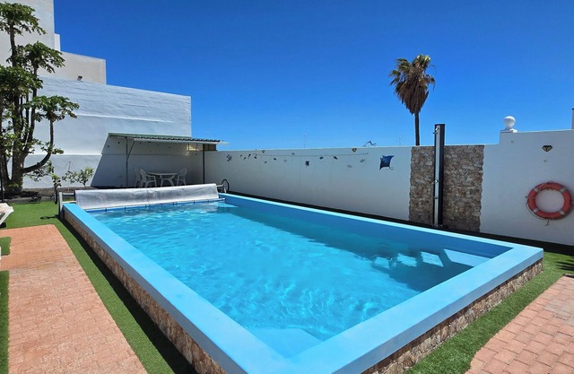 Vivienda Vacacional, Fiesta prohibidos, 24h cámara