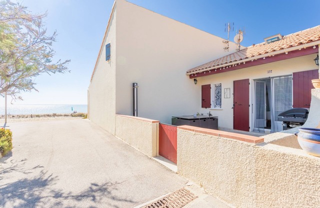 Casa de vacaciones 'Residence Naturiste Eden' con vistas al mar, terraza privada y Wi-Fi