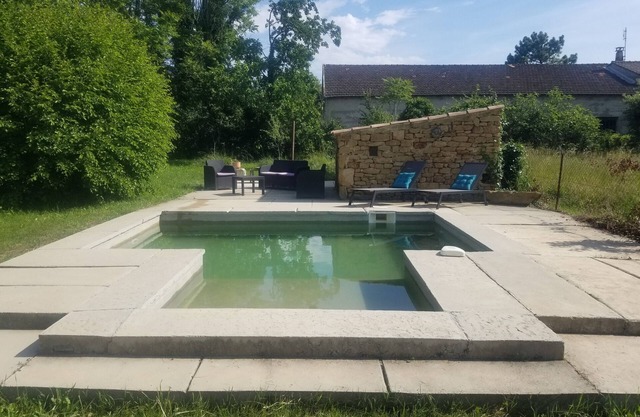 Casa de vacaciones 'Rose Antique' con piscina privada, Wi-Fi y aire acondicionado