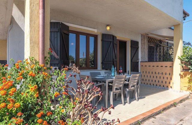 Holiday Home 'Rosmar' with Shared Garden and Air Conditioning