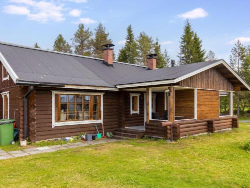 Holiday Home Ruka-kitkan kuukkeli by Interhome