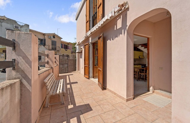 Casa de vacaciones "San Pietro's House" con jardín privado y aire acondicionado