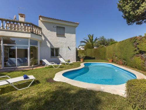 Holiday Home Serge by Interhome
