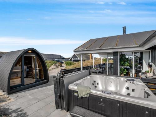 Holiday Home Sibyll - from the sea by Interhome