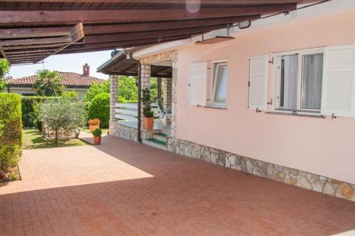 Holiday Home Skale