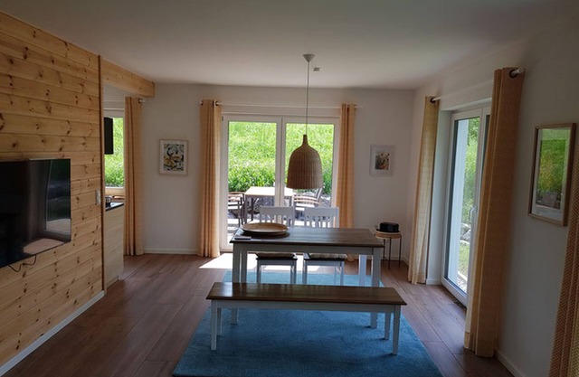 Casa de vacaciones 'Sonnenweide, 85qm' con terraza privada, jardín compartido y Wi-Fi