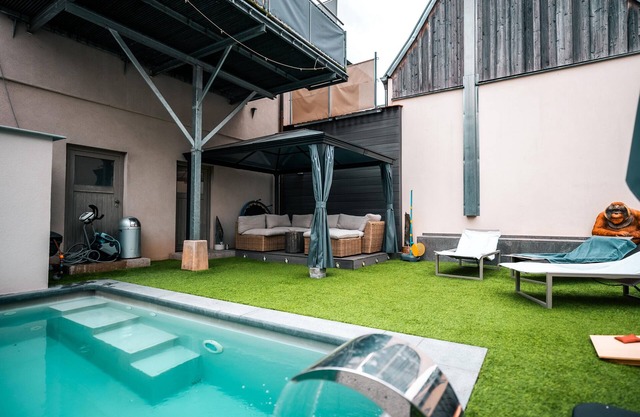 Casa de vacaciones 'Spessart Oase' con piscina privada, terraza privada y Wi-Fi
