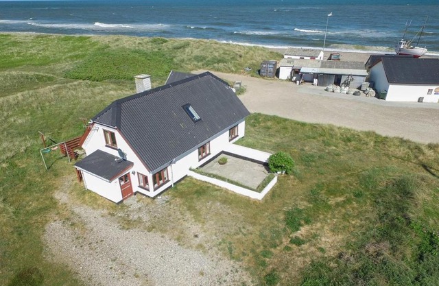 Holiday Home Stinne - 50m from the sea by Interhome