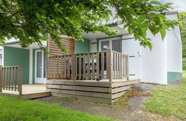 Holiday Home 'T2 Confort' with Shared Pool, Private Terrace and Shared Garden