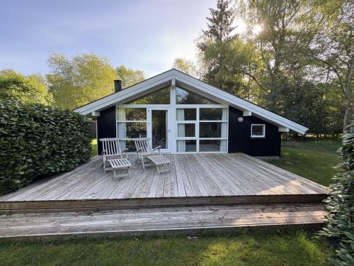 Holiday Home Tekla - from the sea by Interhome