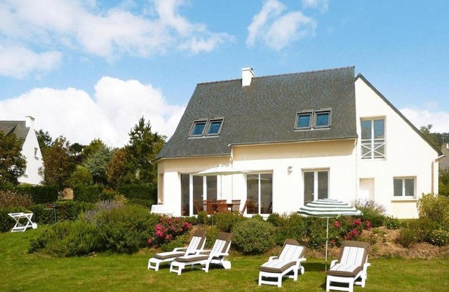 Holiday home, Telgruc sur Mer