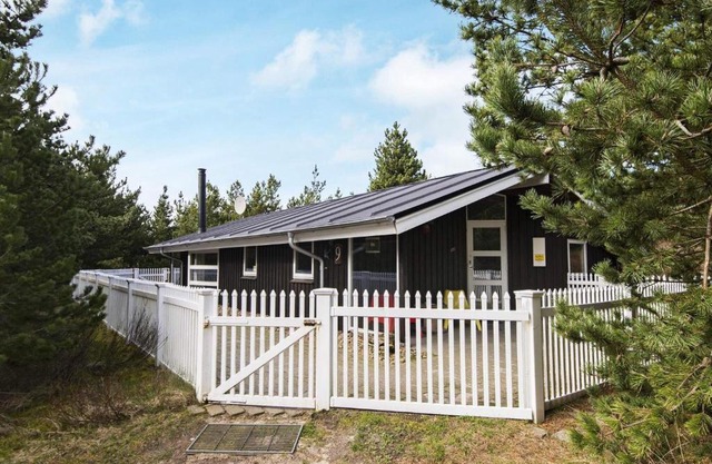 Holiday Home Trinnesvej