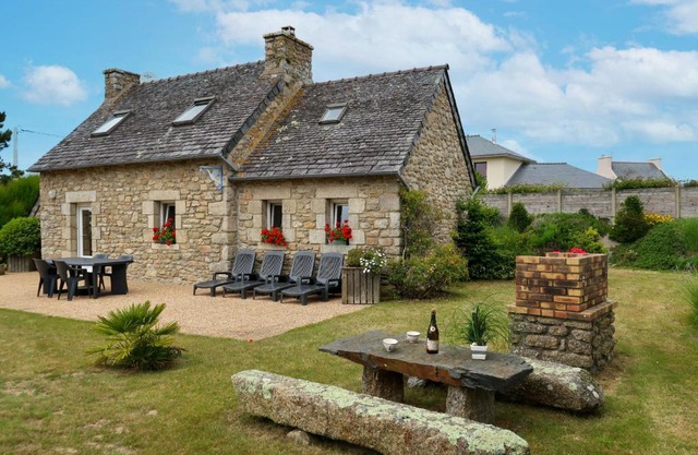 Holiday Home Ty Coz by Interhome