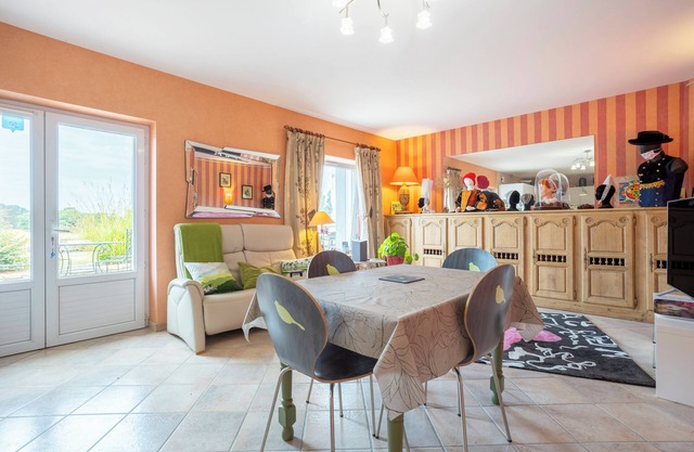 Casa de vacaciones 'Ty Kreis - Vue Mer' con terraza privada, jardín compartido y Wi-Fi