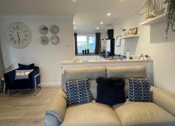 Holiday home, Tywyn, great location