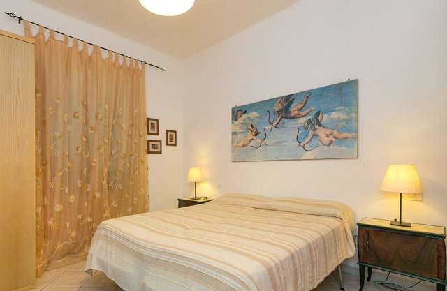 Holiday Home 'Villetta Montini' with Terrace & Courtyard