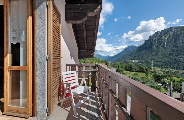 Casa Vacaciones 'Vendrogno' con Vista a la Montaña, Jardín Privado y Wi-Fi