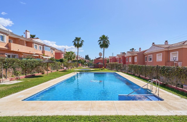Casa de vacaciones 'Vistamar Caleta Oasis' con vistas al mar, Wi-Fi y aire acondicionado