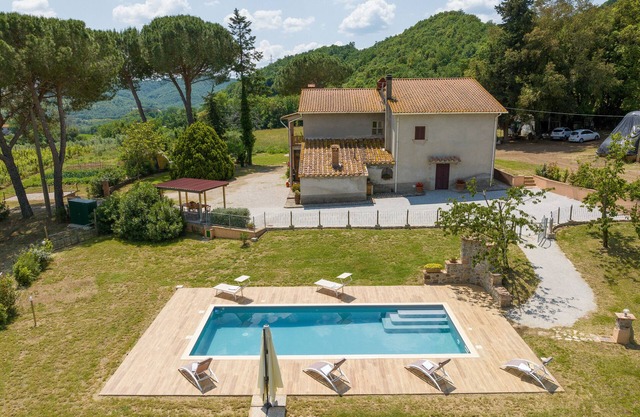 Casa de vacaciones 'Villa Adelmo ' con piscina privada, terraza privada y Wi-Fi