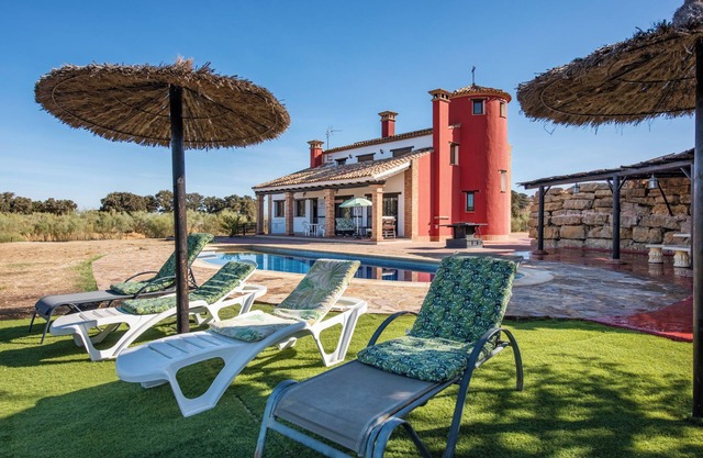 Casa de vacaciones 'Villa Mariana' con vistas a la montaña, Wi-Fi y aire acondicionado
