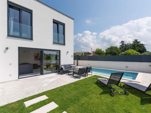 Holiday Home Villa Valero by Interhome