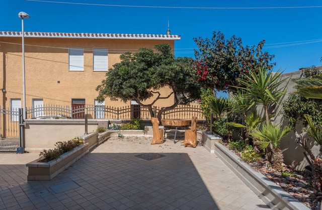 Casa de vacaciones 'Villetta Al Mare - S'archittu' con jardín privado, Wi-Fi y aire acondicionado