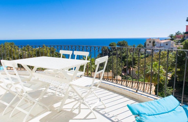 Holiday Home Vista Halcon-2 by Interhome