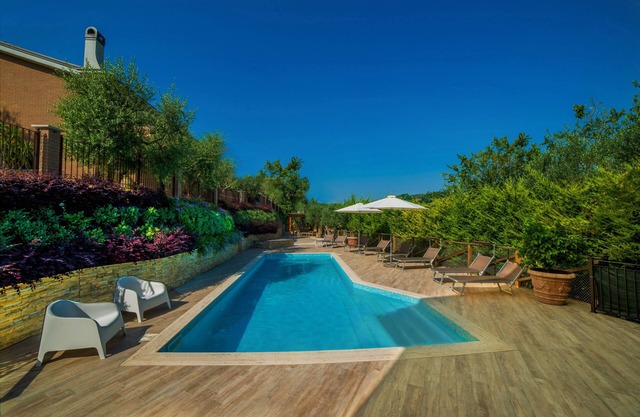 Casa vacacional con piscina a 350 metros. del mar en el corazón de la Riviera delle Palme