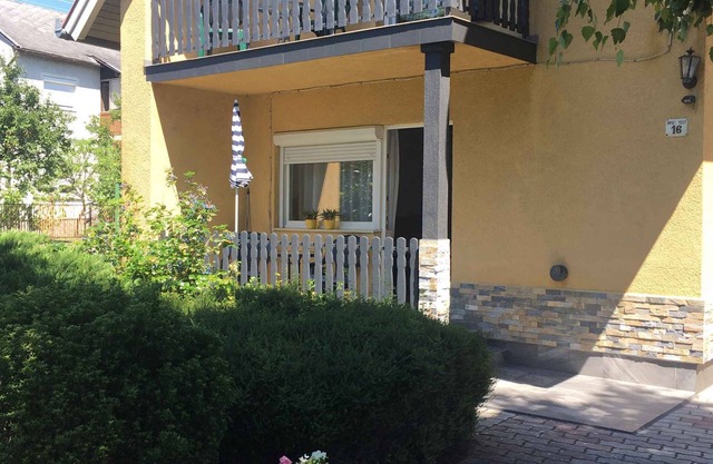 Casa vacacional con barbacoa y WiFi