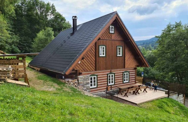 Casa vacacional con chimenea y bonita orientacion