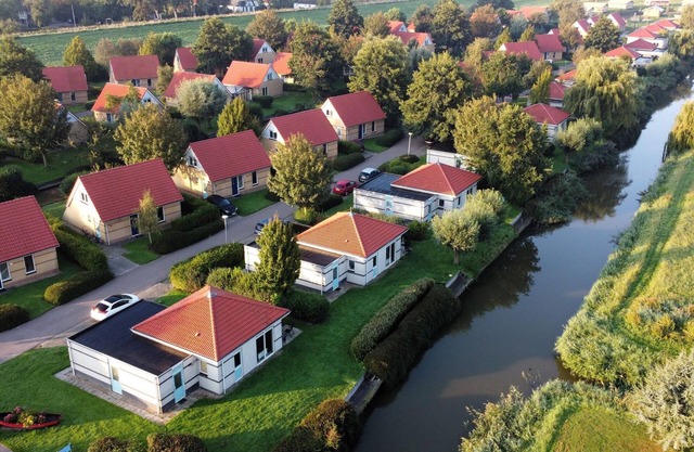 Casa de vacaciones con embarcadero, a sólo 19 km de Hoorn