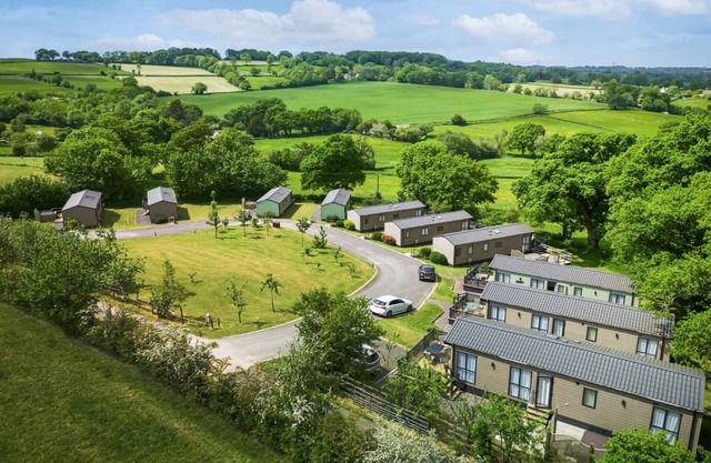 Alojamiento de 3 habitaciones en Axminster