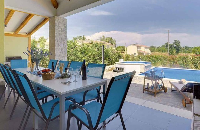 Casa vacacional con piscina y aire acondicionado