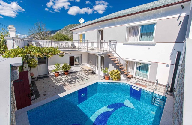 Casa vacacional con piscina