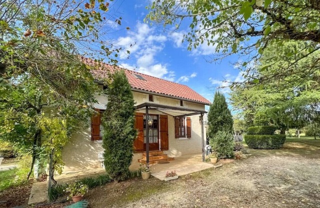 Holiday home with swimming pool and garden in a typical village