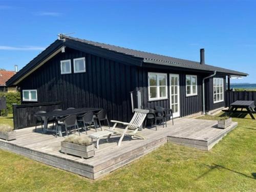Holiday Home Withger - 20m from the sea by Interhome