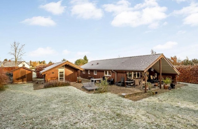 Holiday Home Wyanet - 600m from the sea by Interhome