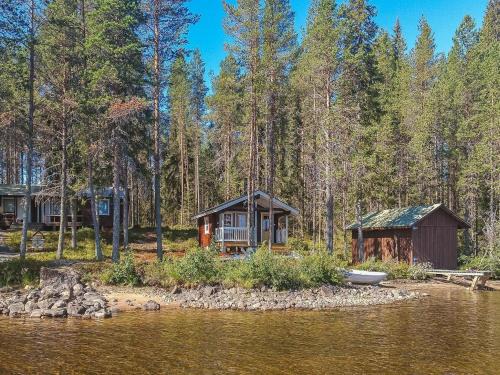 Holiday Home Ylikitkajärvi- kesäkumpu by Interhome